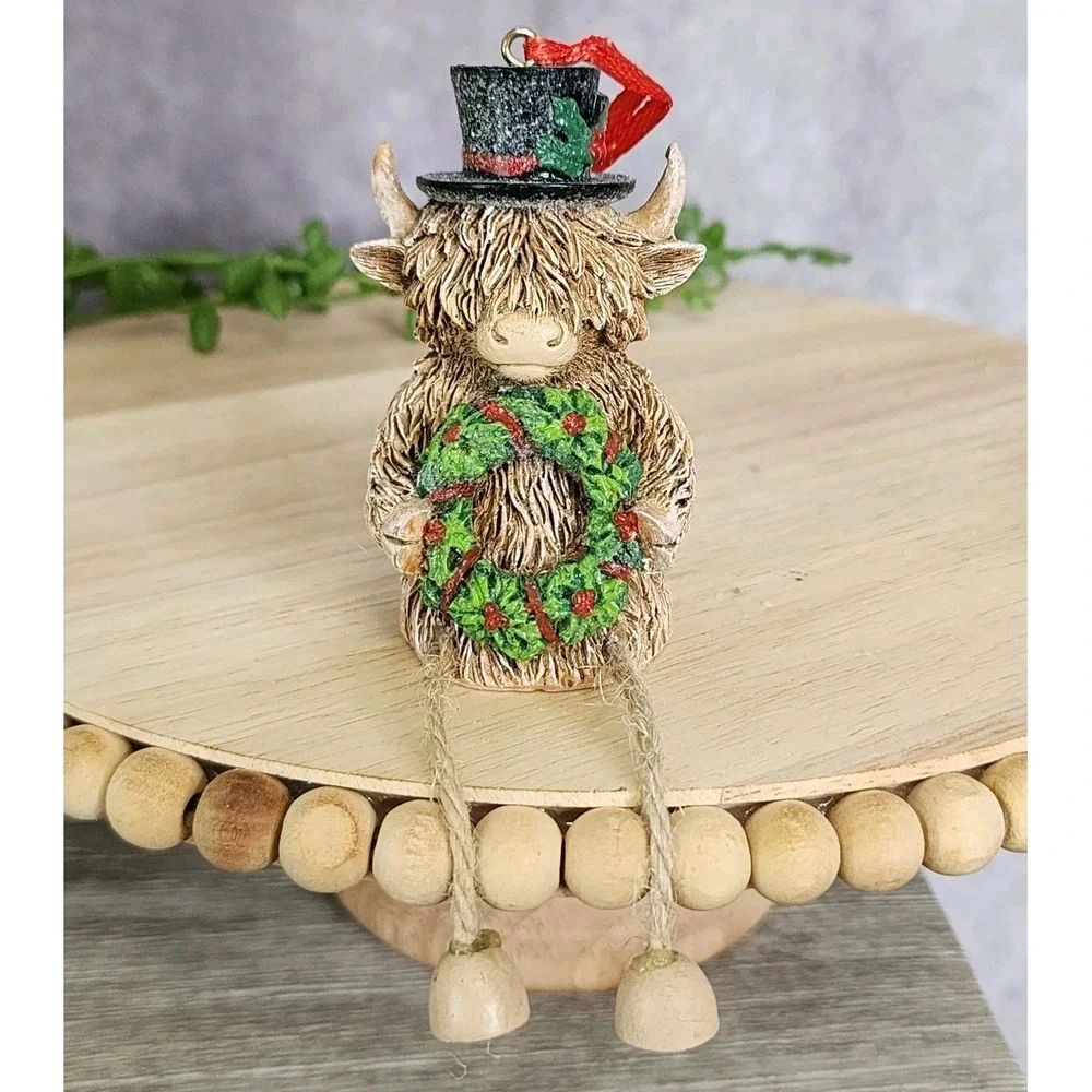 Hobby Lobby Highland Cow Shelf Sitter Ornament‎ Resin Wreath Dangly Legs NEW